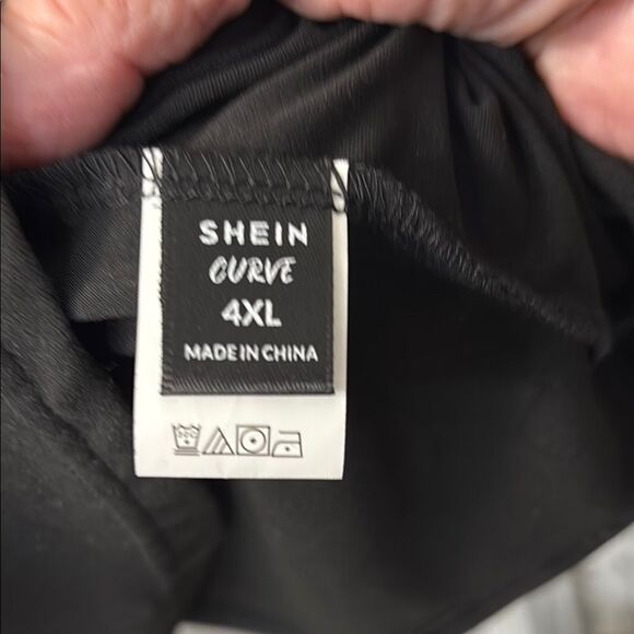 Victorian Gothic Black 3-tier Dress with Lace Details Size 4X - Picture 6 of 11